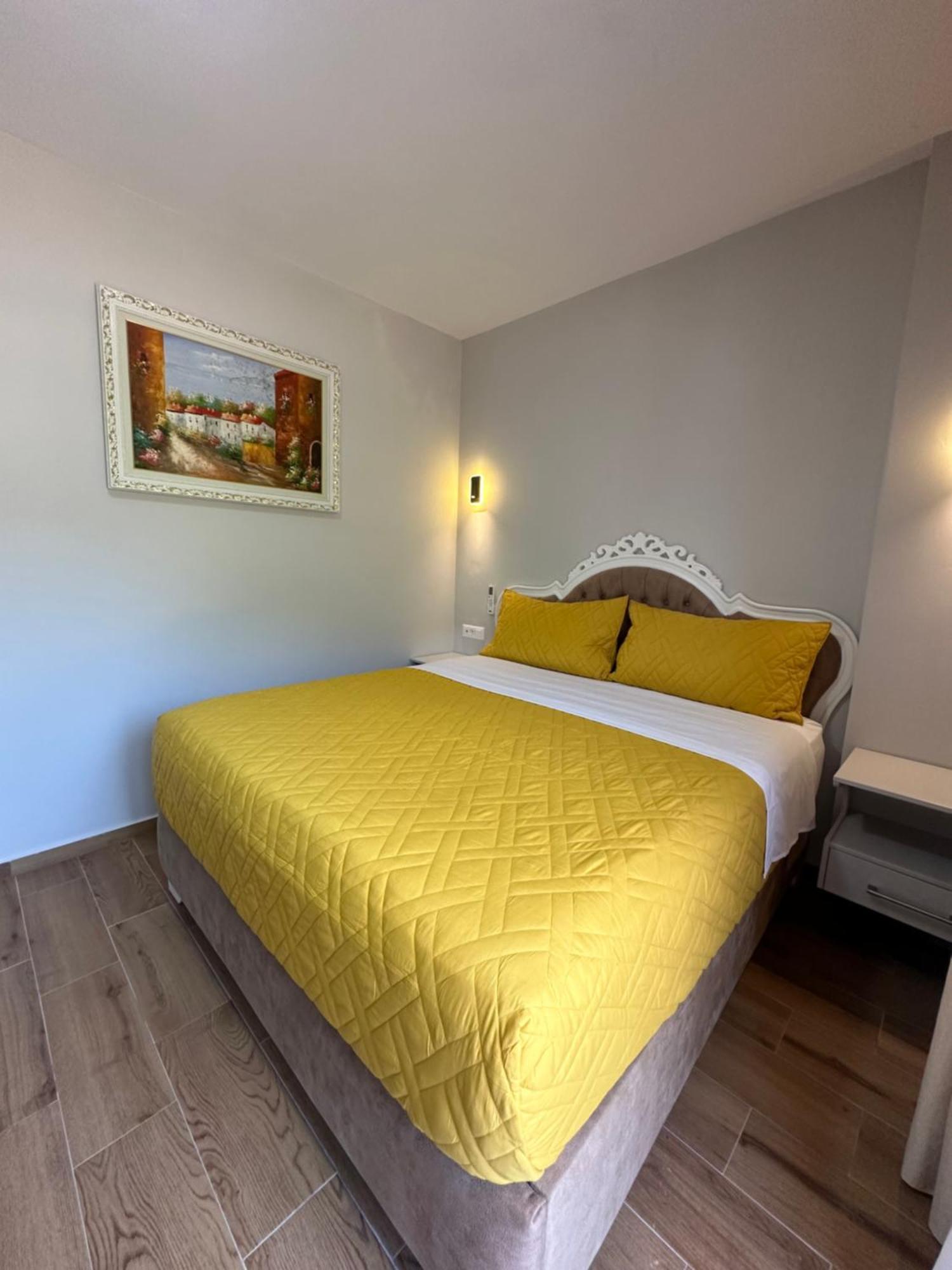 Sea Breeze Himare